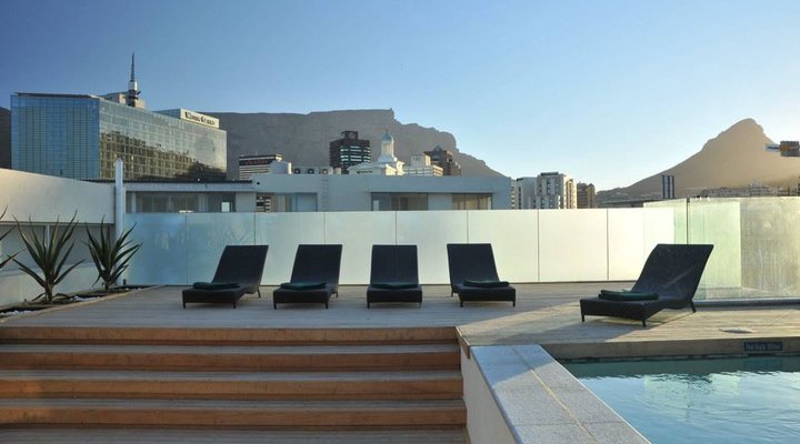 001 Harbour Bridge Hotel and Suites