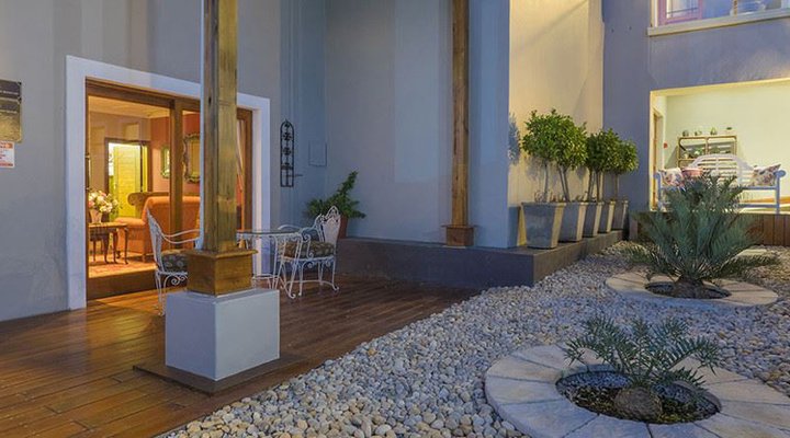 Madison Manor Boutique Hotel