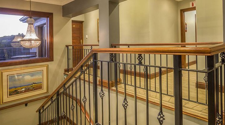 Madison Manor Boutique Hotel