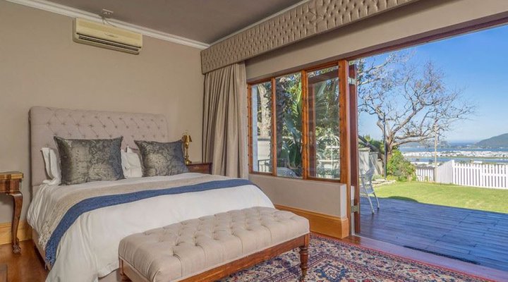 Madison Manor Boutique Hotel