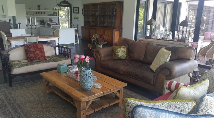 Home away from Home Holiday House