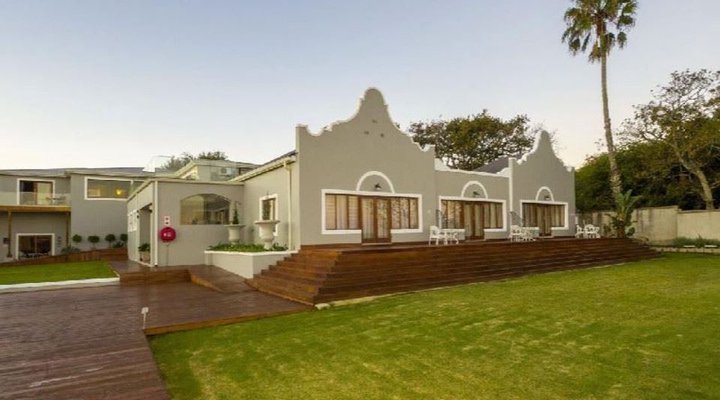 Madison Manor Boutique Hotel