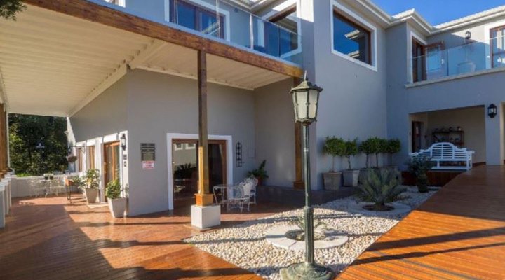 Madison Manor Boutique Hotel