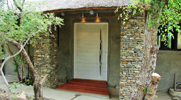 KrugerRiverVillas-LionsGate