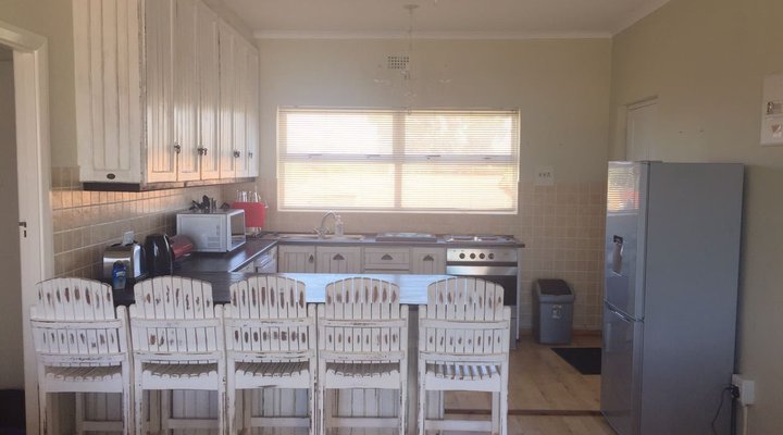 5 Seaview Lodge