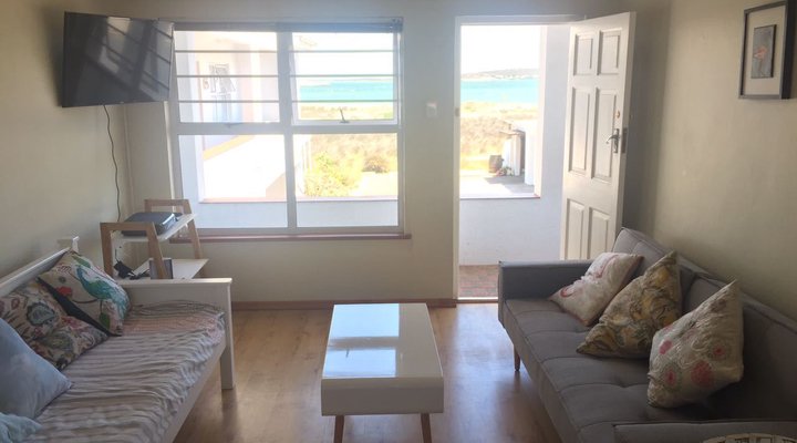 5 Seaview Lodge