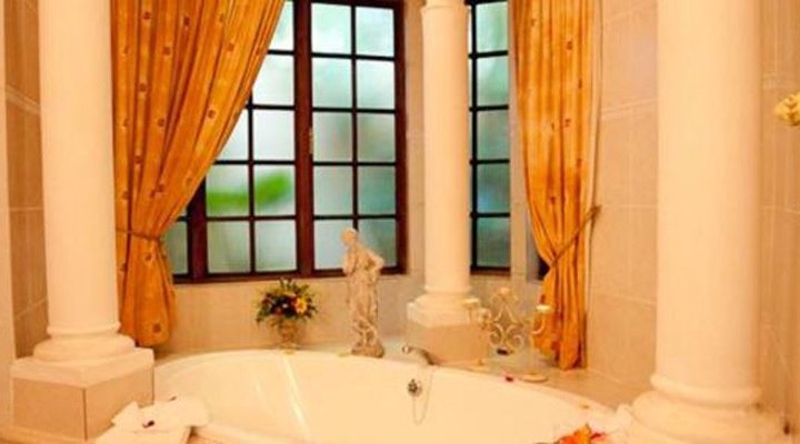 Ligna Lodge