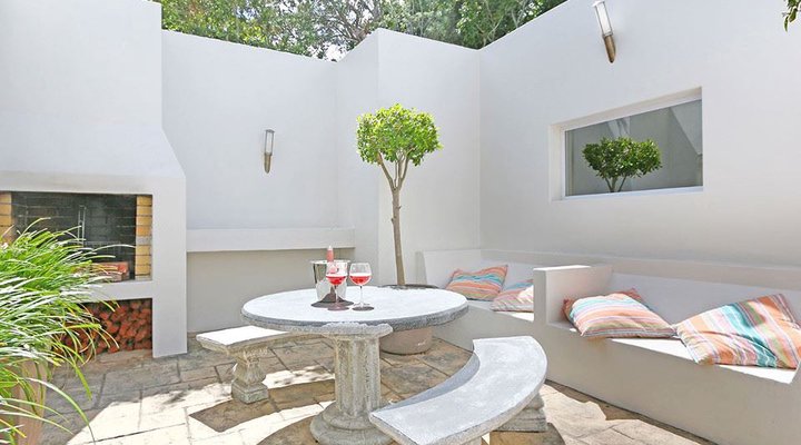 Saints Villa