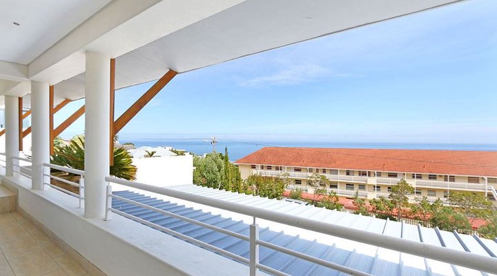 Saints Villa