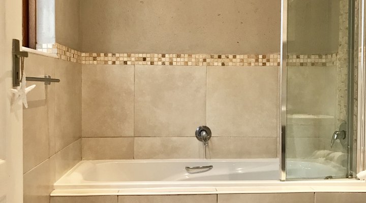 The Nest - Broadacres Luxury Self Catering 