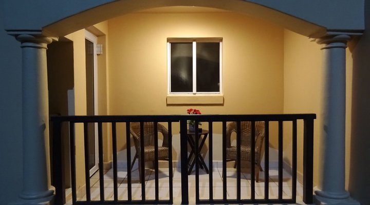 Unit 12 Green Point Mews