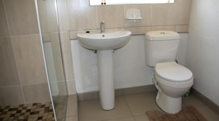 J & T Commodities (Pty) Ltd trading as Old Hoek Guesthouse