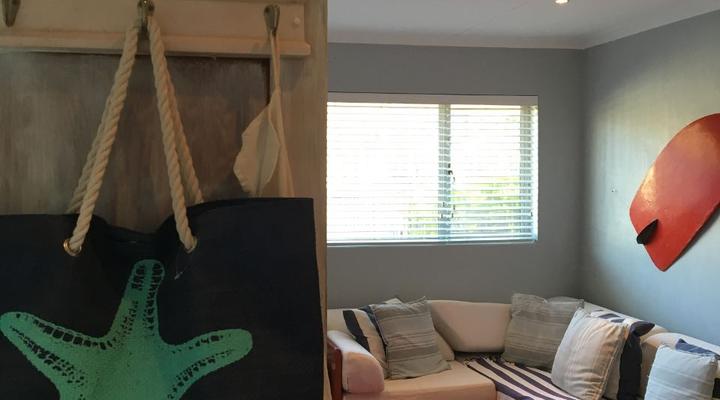 Pringle Bay– Cute Cottage ( Dog friendly and wifi )