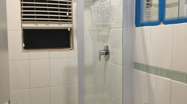 Pringle Bay– Cute Cottage ( Dog friendly and wifi )