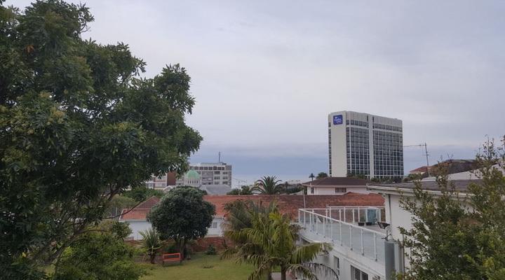 9 La Roche Self Catering 