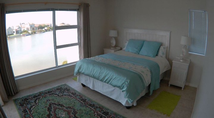 Sunbird - Admiral Island House