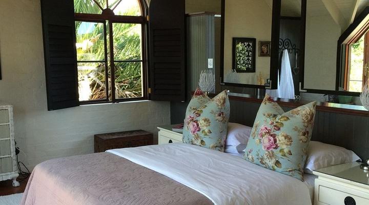 Willoughby Place Villa