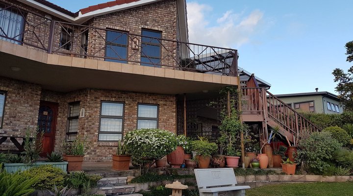 Cycad Guest Lodge
