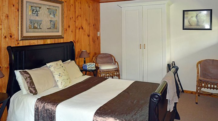 Wooden Manor Guest House
