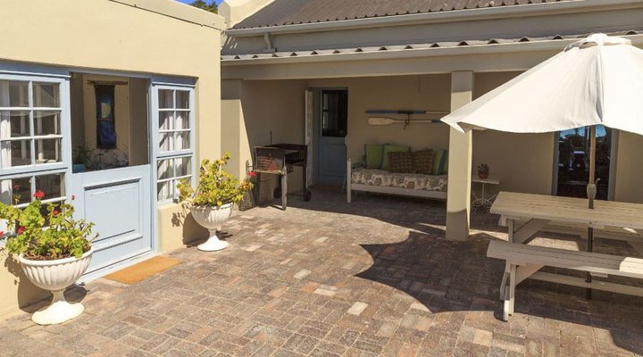 Marjerique Beach Home