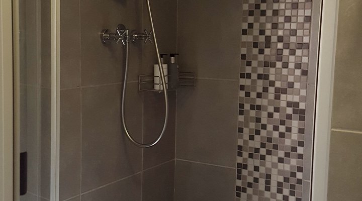 Glenelg Road Guesthouse