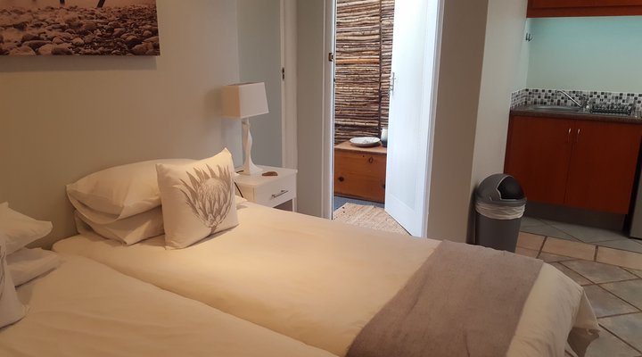 Glenelg Road Guesthouse