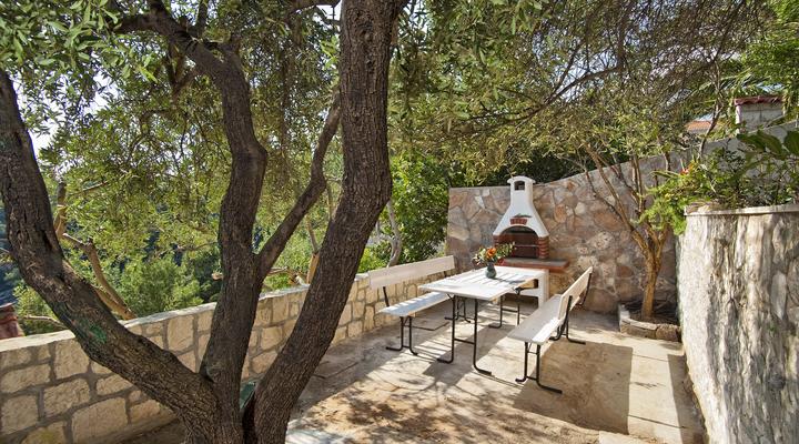 Holiday Home Pupa Brac Island