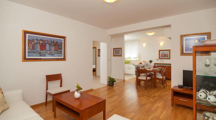 Apartment Maja 5+2, Dugi Rat