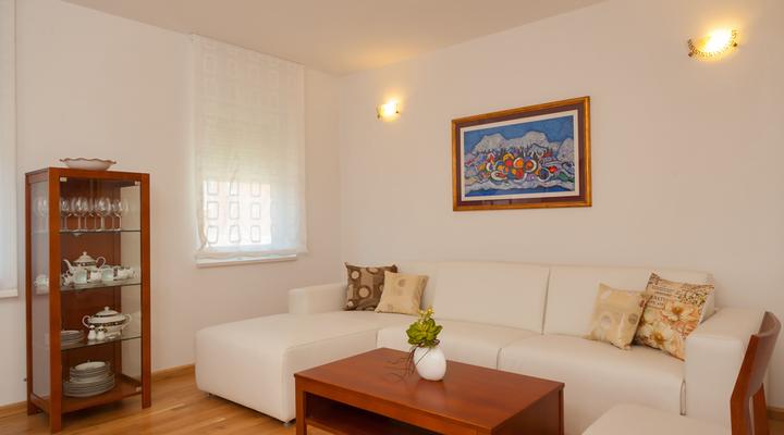 Apartment Maja 5+2, Dugi Rat