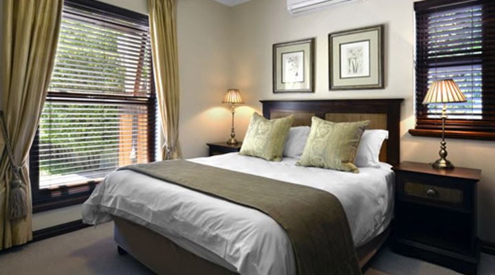 Holly Tree Franschhoek Accommodation