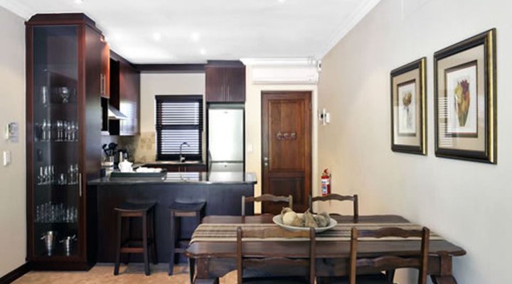 Holly Tree Franschhoek Accommodation