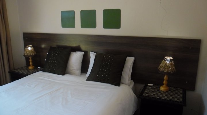 Crown Cottage Guesthouse