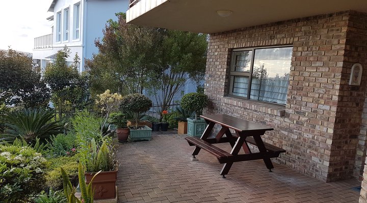 Cycad Guest Lodge