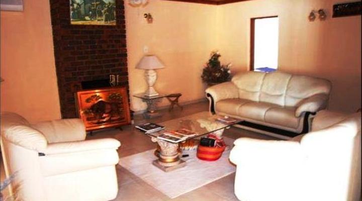 Glen Adenoi Guest House