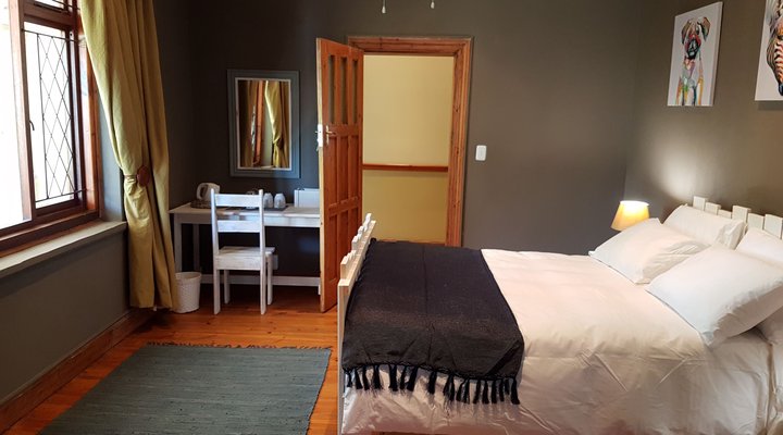 86 on Langenhoven Bed and Breakfast