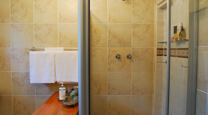 Lennox Guest House