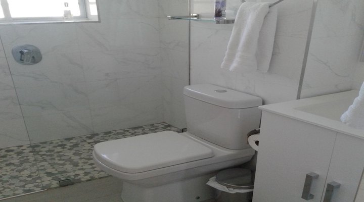 Unit 323 Leisure Bay Suites