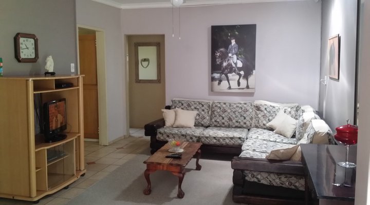 Tierra Pequena B&B and Equestrian Estate