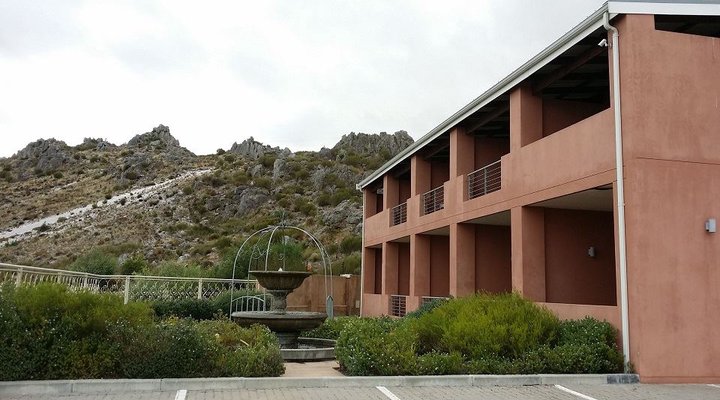 GRABOUW LODGE