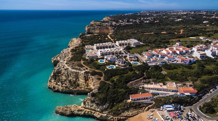 Terracos de Benagil, Portugal