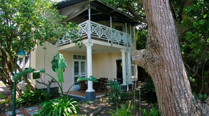 Riversyde Manor