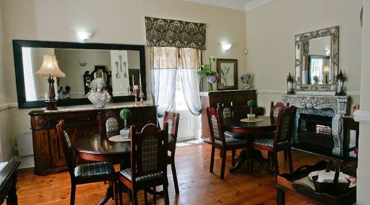 Riversyde Manor