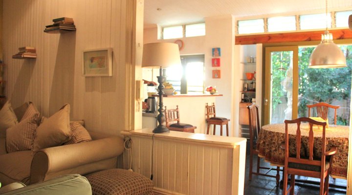 Beautiful 2-Bedroom Glenwood Home