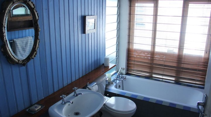 Beautiful 2-Bedroom Glenwood Home
