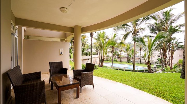 MG 103, Ballito Manor