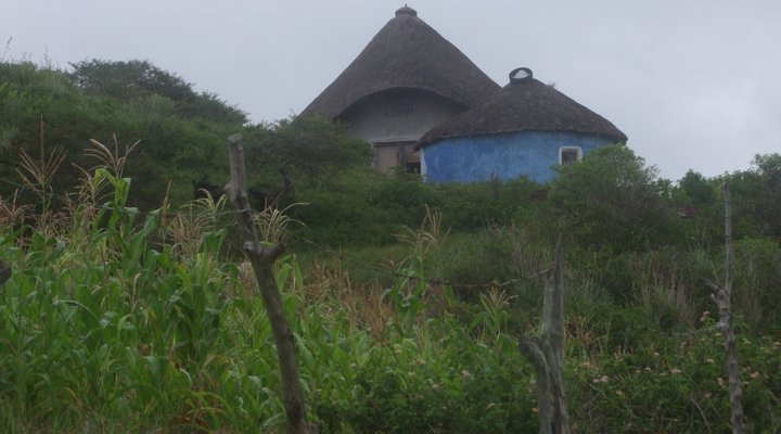 Mapuzi Surf Lodge