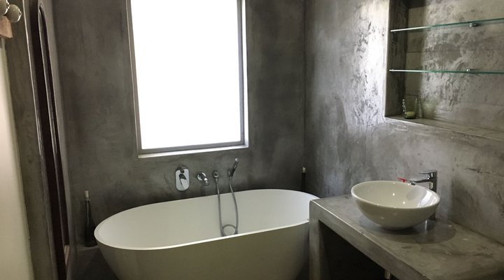 Family Home In Secure Estate