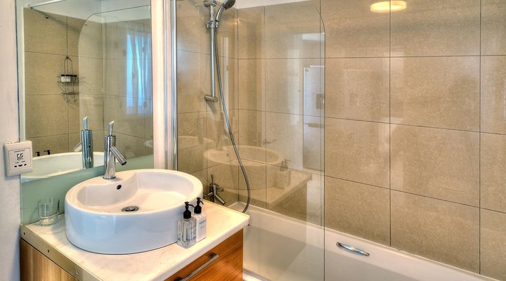 Unit 1404 Horizon Bay