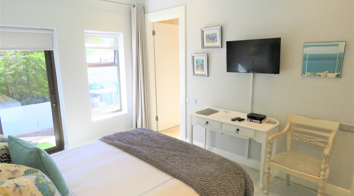 Executive Studio Ocean Breeze