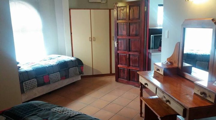 Beach Lodge Apartments 